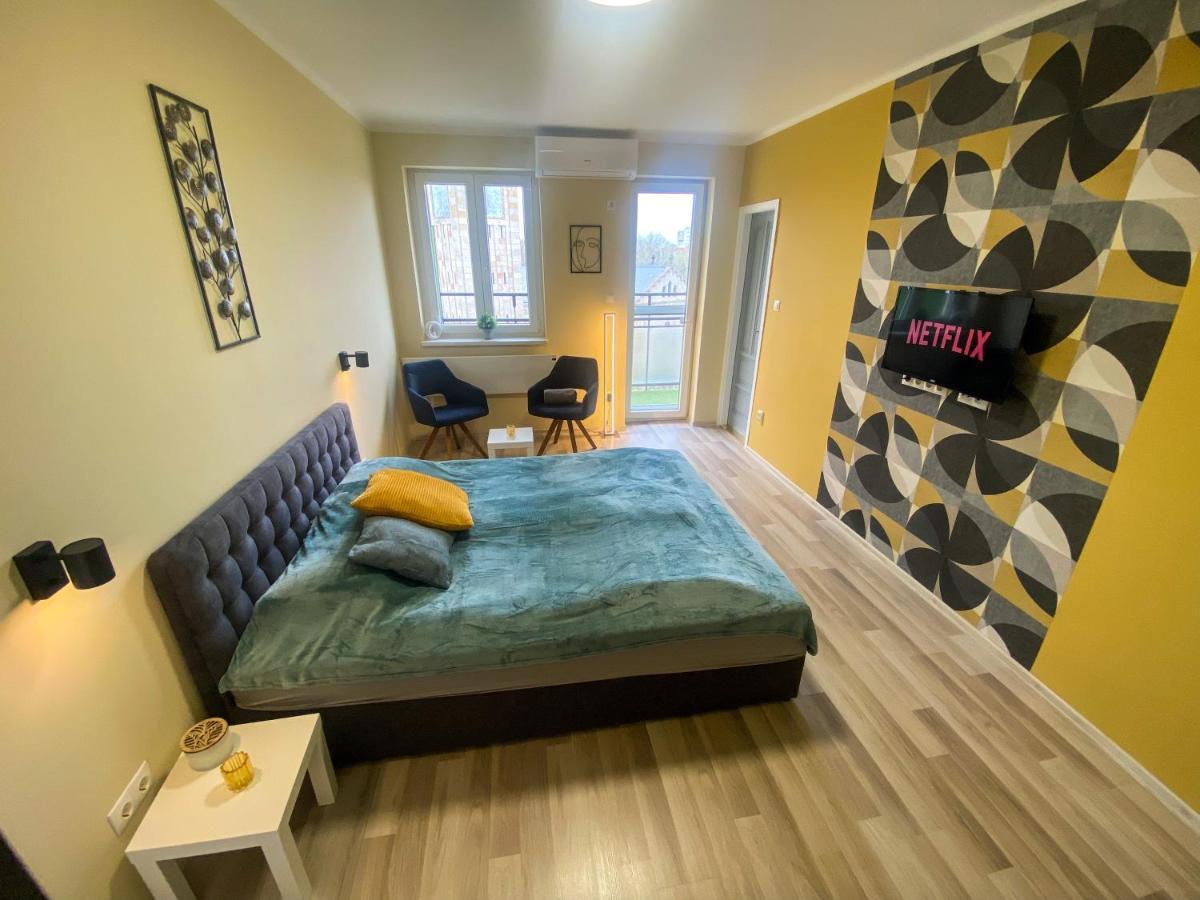 Fresh Smartly Designed Studio Flat & Sunny Balcony Budapest Exterior foto